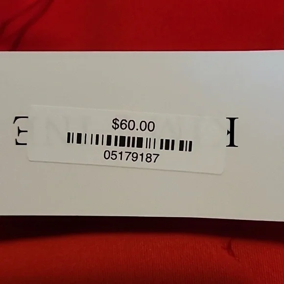 Red flower dress 😍 ♥️ ✨️ - Picture 6 of 11